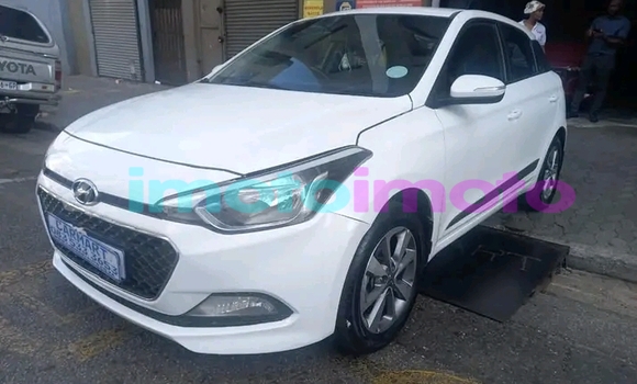 Buy Used Hyundai i20 White Car in Johannesburg in Gauteng Buy Used Hyundai i20 White Car in Johannesburg in Gauteng