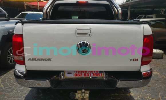 Buy Used Volkswagen Amarok White Car in Gauteng in Gauteng Buy Used Volkswagen Amarok White Car in Gauteng in Gauteng