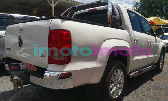 Buy Used Volkswagen Amarok White Car in Gauteng in Gauteng Buy Used Volkswagen Amarok White Car in Gauteng in Gauteng