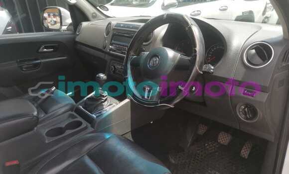 Buy Used Volkswagen Amarok White Car in Gauteng in Gauteng Buy Used Volkswagen Amarok White Car in Gauteng in Gauteng