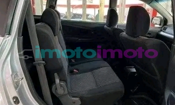 Buy Used Toyota Avanza White Car in Ain sebaa in Casablanca Buy Used Toyota Avanza White Car in Ain sebaa in Casablanca