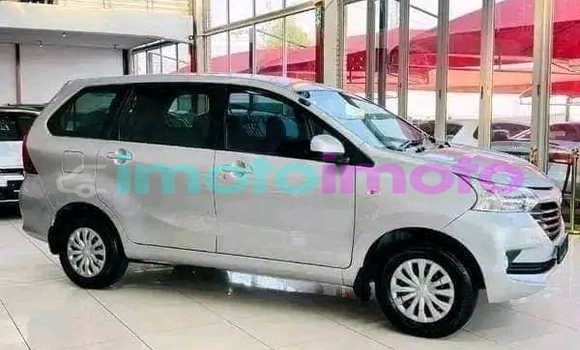 Buy Used Toyota Avanza White Car in Ain sebaa in Casablanca Buy Used Toyota Avanza White Car in Ain sebaa in Casablanca