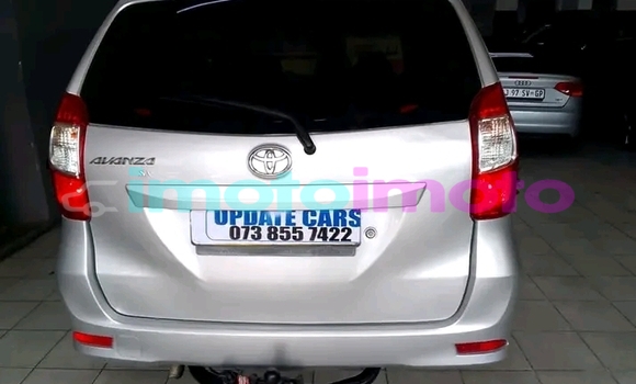 Buy Used Toyota Avanza White Car in Ellisras in Limpopo Buy Used Toyota Avanza White Car in Ellisras in Limpopo