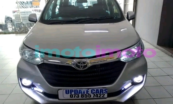 Buy Used Toyota Avanza White Car in Ellisras in Limpopo Buy Used Toyota Avanza White Car in Ellisras in Limpopo