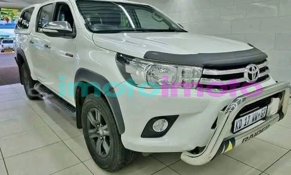Buy Used Toyota Hilux White Car in Booysens in Gauteng Buy Used Toyota Hilux White Car in Booysens in Gauteng