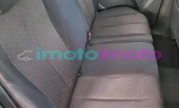 Buy Used Isuzu D-Max White Car in Boksburg in Gauteng Buy Used Isuzu D-Max White Car in Boksburg in Gauteng