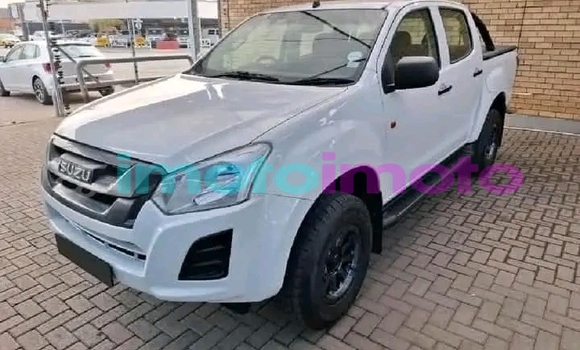 Buy Used Isuzu D-Max White Car in Boksburg in Gauteng Buy Used Isuzu D-Max White Car in Boksburg in Gauteng
