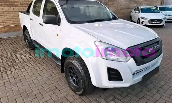 Buy Used Isuzu D-Max White Car in Boksburg in Gauteng Buy Used Isuzu D-Max White Car in Boksburg in Gauteng