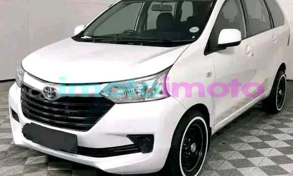 Buy Used Toyota Avanza White Car in eLukwatini in Mpumalanga Buy Used Toyota Avanza White Car in eLukwatini in Mpumalanga