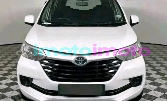 Buy Used Toyota Avanza White Car in eLukwatini in Mpumalanga Buy Used Toyota Avanza White Car in eLukwatini in Mpumalanga