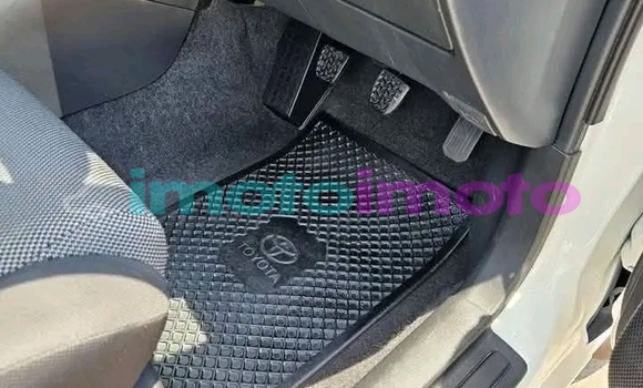 Buy Used Toyota Runx White Car in Alberton in Gauteng Buy Used Toyota Runx White Car in Alberton in Gauteng