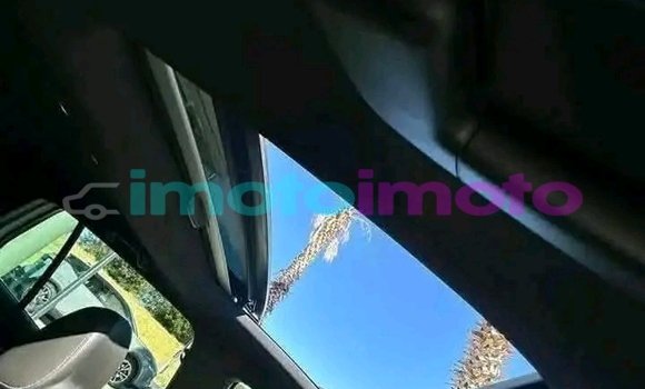 Buy Used Volkswagen Golf White Car in Dainfern in Gauteng Buy Used Volkswagen Golf White Car in Dainfern in Gauteng