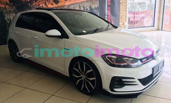 Buy Used Volkswagen Golf White Car in Johannesburg in Gauteng Buy Used Volkswagen Golf White Car in Johannesburg in Gauteng