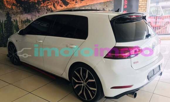 Buy Used Volkswagen Golf White Car in Johannesburg in Gauteng Buy Used Volkswagen Golf White Car in Johannesburg in Gauteng