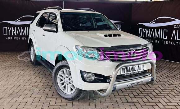 Buy Used Toyota Fortuner White Car in Johannesburg in Gauteng Buy Used Toyota Fortuner White Car in Johannesburg in Gauteng