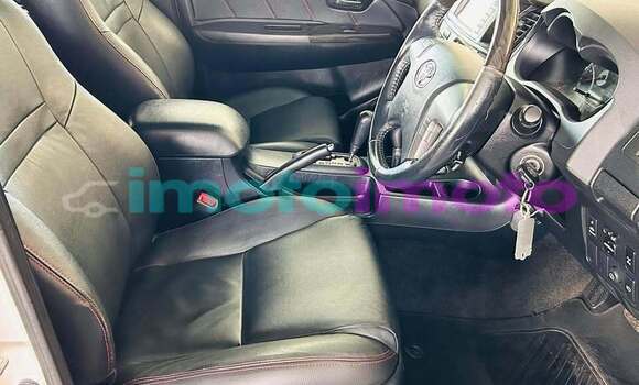 Buy Used Toyota Fortuner White Car in Johannesburg in Gauteng Buy Used Toyota Fortuner White Car in Johannesburg in Gauteng