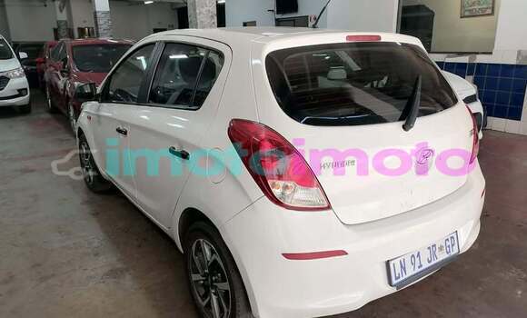 Buy Used Hyundai i20 White Car in Johannesburg in Gauteng Buy Used Hyundai i20 White Car in Johannesburg in Gauteng