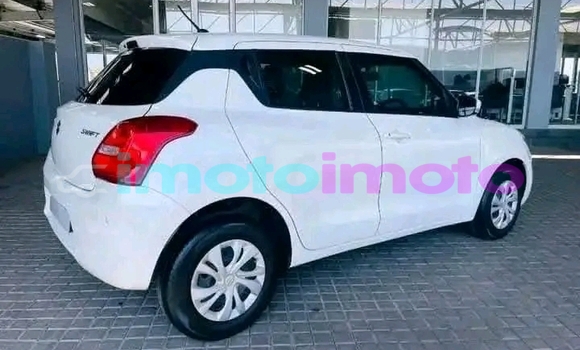 Buy Used Suzuki Swift White Car in Boksburg in Gauteng Buy Used Suzuki Swift White Car in Boksburg in Gauteng