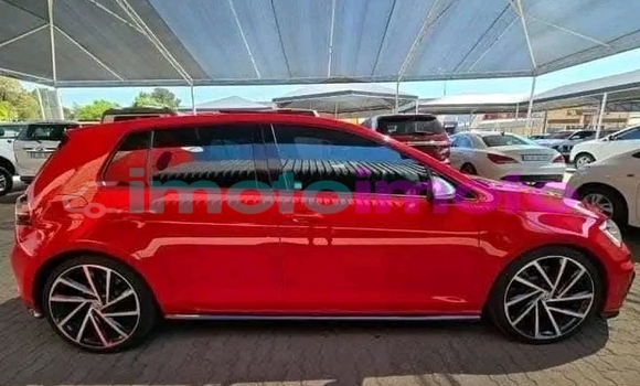 Buy Used Volkswagen Golf Red Car in Boksburg in Gauteng Buy Used Volkswagen Golf Red Car in Boksburg in Gauteng