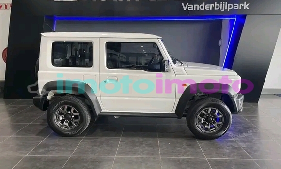 Buy Used Suzuki Jimny White Car in Boksburg in Gauteng Buy Used Suzuki Jimny White Car in Boksburg in Gauteng