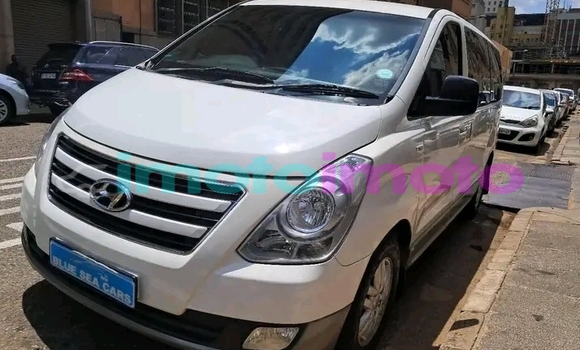 Buy Used Hyundai H1 White Car in Boksburg in Gauteng Buy Used Hyundai H1 White Car in Boksburg in Gauteng