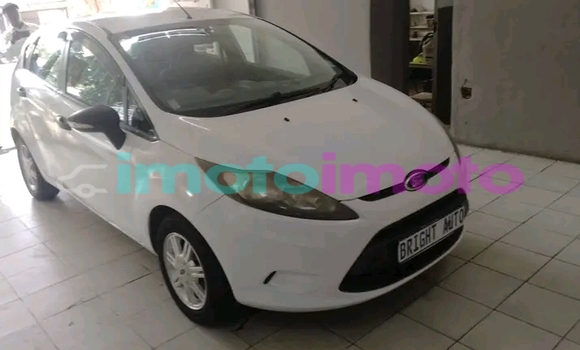 Buy Used Ford Fiesta White Car in Boksburg in Gauteng Buy Used Ford Fiesta White Car in Boksburg in Gauteng