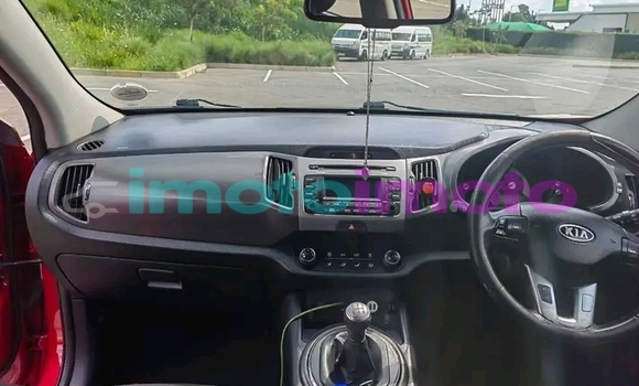 Buy Used Kia Sportage Red Car in Boksburg in Gauteng Buy Used Kia Sportage Red Car in Boksburg in Gauteng