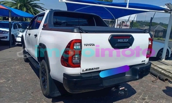 Buy Used Toyota Hilux White Car in Dendron in Limpopo Buy Used Toyota Hilux White Car in Dendron in Limpopo