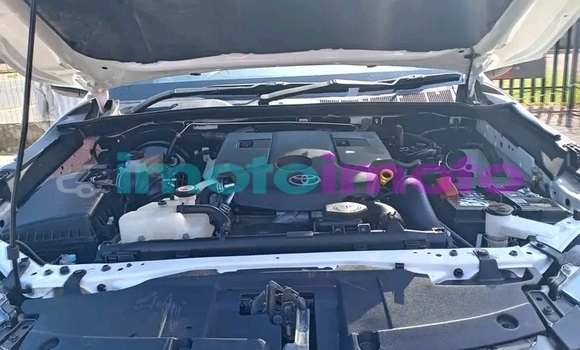 Buy Used Toyota Hilux White Car in Dendron in Limpopo Buy Used Toyota Hilux White Car in Dendron in Limpopo