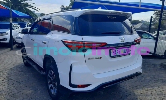 Buy Used Toyota Fortuner White Car in Boksburg in Gauteng Buy Used Toyota Fortuner White Car in Boksburg in Gauteng