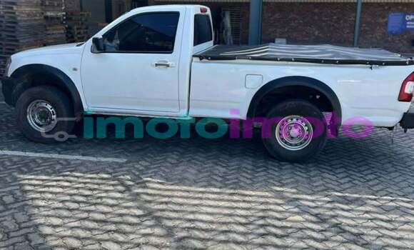 Buy Used Isuzu KB White Car in Johannesburg in Gauteng Buy Used Isuzu KB White Car in Johannesburg in Gauteng