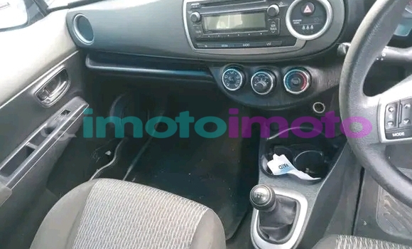 Buy Used Toyota Yaris Green Car in Boksburg in Gauteng Buy Used Toyota Yaris Green Car in Boksburg in Gauteng