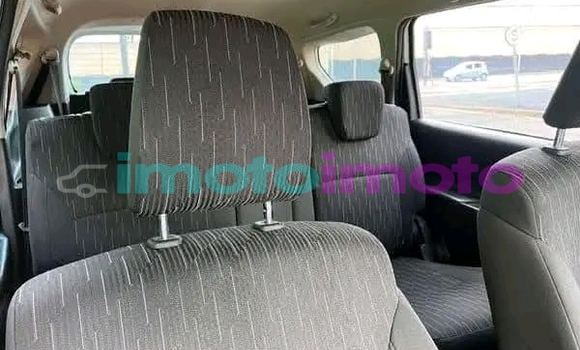 Buy Used Toyota Raum White Car in Boksburg in Gauteng Buy Used Toyota Raum White Car in Boksburg in Gauteng