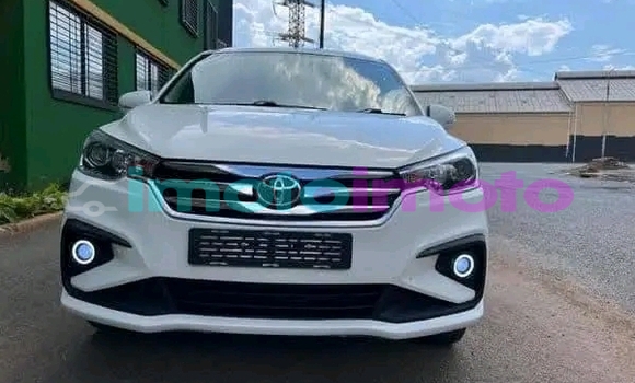 Buy Used Toyota Raum White Car in Boksburg in Gauteng Buy Used Toyota Raum White Car in Boksburg in Gauteng
