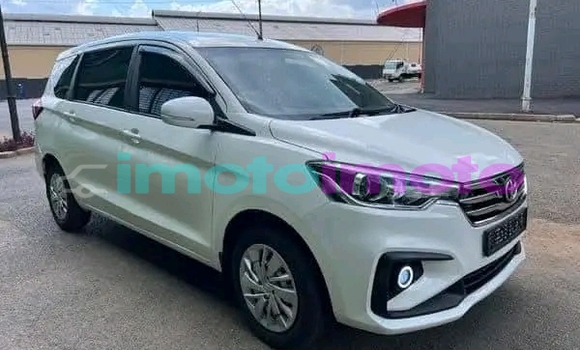 Buy Used Toyota Raum White Car in Boksburg in Gauteng Buy Used Toyota Raum White Car in Boksburg in Gauteng