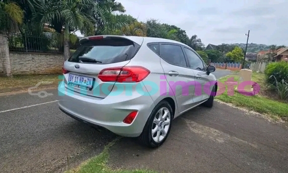 Buy Used Ford Fiesta Green Car in Cullinan in Gauteng Buy Used Ford Fiesta Green Car in Cullinan in Gauteng