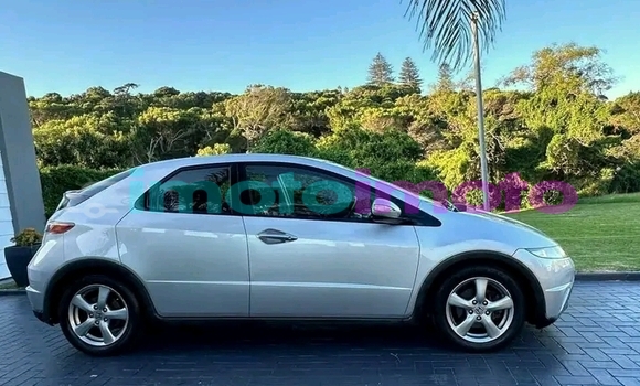 Buy Used Honda Civic White Car in Dainfern in Gauteng Buy Used Honda Civic White Car in Dainfern in Gauteng