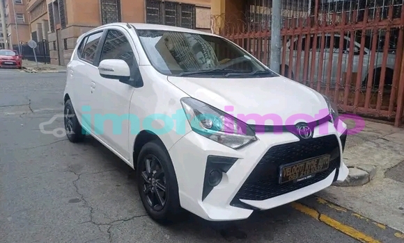Buy Used Toyota Aygo White Car in Carltonville in Gauteng Buy Used Toyota Aygo White Car in Carltonville in Gauteng
