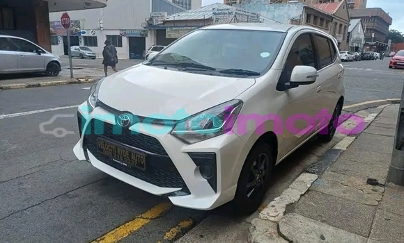 Buy Used Toyota Aygo White Car in Carltonville in Gauteng Buy Used Toyota Aygo White Car in Carltonville in Gauteng