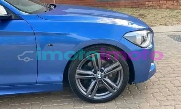 Buy Used BMW 1er Blue Car in Carltonville in Gauteng Buy Used BMW 1er Blue Car in Carltonville in Gauteng