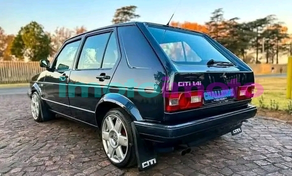 Buy Used Volkswagen Golf Black Car in Boksburg in Gauteng Buy Used Volkswagen Golf Black Car in Boksburg in Gauteng