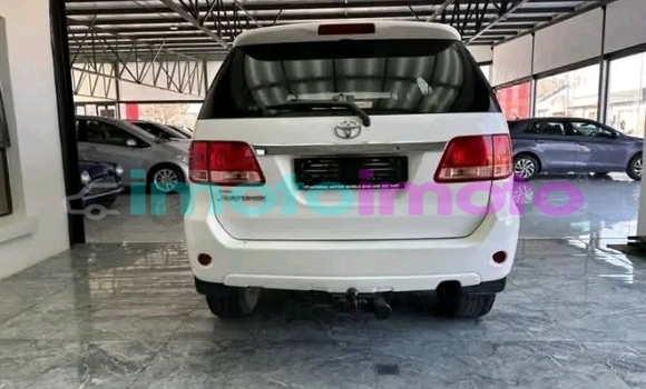 Buy Used Toyota Fortuner White Car in Boksburg in Gauteng Buy Used Toyota Fortuner White Car in Boksburg in Gauteng
