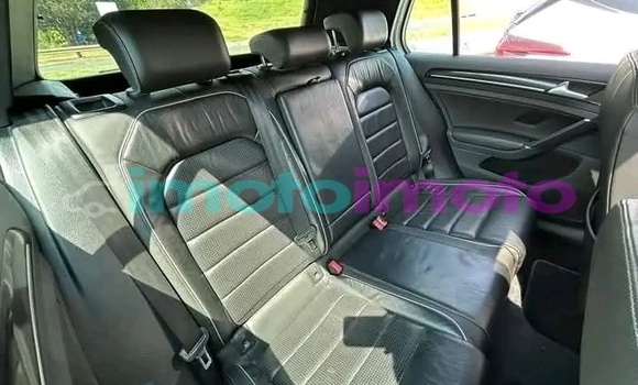 Buy Used Volkswagen Golf White Car in Boksburg in Gauteng Buy Used Volkswagen Golf White Car in Boksburg in Gauteng