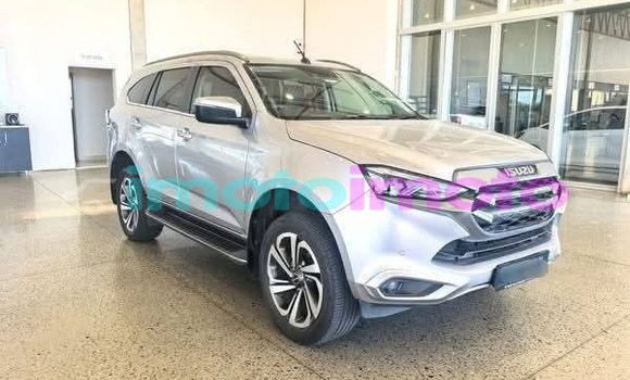 Buy Used Isuzu MU-X Silver Car in Gauteng in Gauteng Buy Used Isuzu MU-X Silver Car in Gauteng in Gauteng
