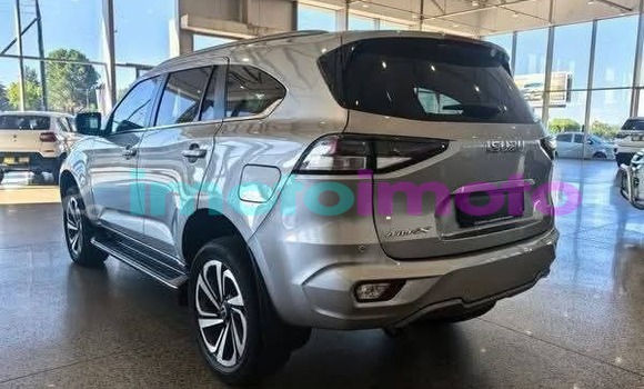 Buy Used Isuzu MU-X Silver Car in Gauteng in Gauteng Buy Used Isuzu MU-X Silver Car in Gauteng in Gauteng