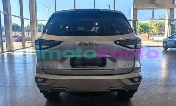 Buy Used Isuzu MU-X Silver Car in Gauteng in Gauteng Buy Used Isuzu MU-X Silver Car in Gauteng in Gauteng