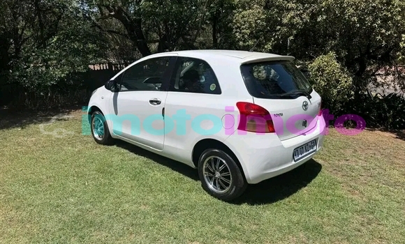 Buy Used Toyota Yaris White Car in Boksburg in Gauteng Buy Used Toyota Yaris White Car in Boksburg in Gauteng