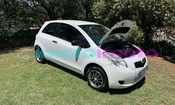 Buy Used Toyota Yaris White Car in Boksburg in Gauteng Buy Used Toyota Yaris White Car in Boksburg in Gauteng