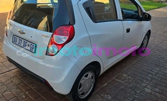 Buy Used Chevrolet Spark White Car in Alberton in Gauteng Buy Used Chevrolet Spark White Car in Alberton in Gauteng