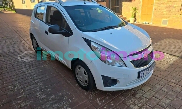 Buy Used Chevrolet Spark White Car in Alberton in Gauteng Buy Used Chevrolet Spark White Car in Alberton in Gauteng